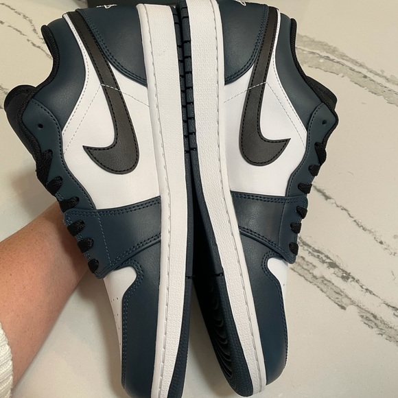 Air Jordan 1 Low Men’s size 13 - Picture 6 of 10